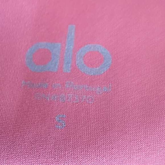 Alo Yoga Warrior Ripped Distressed Red ActiveWorkout Leggings Small - Picture 9 of 11